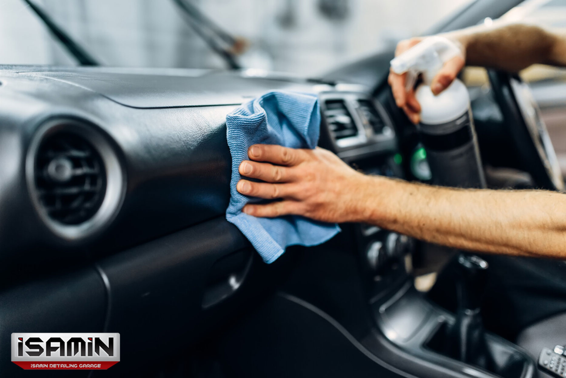 تمیز کردن داخل خودرو