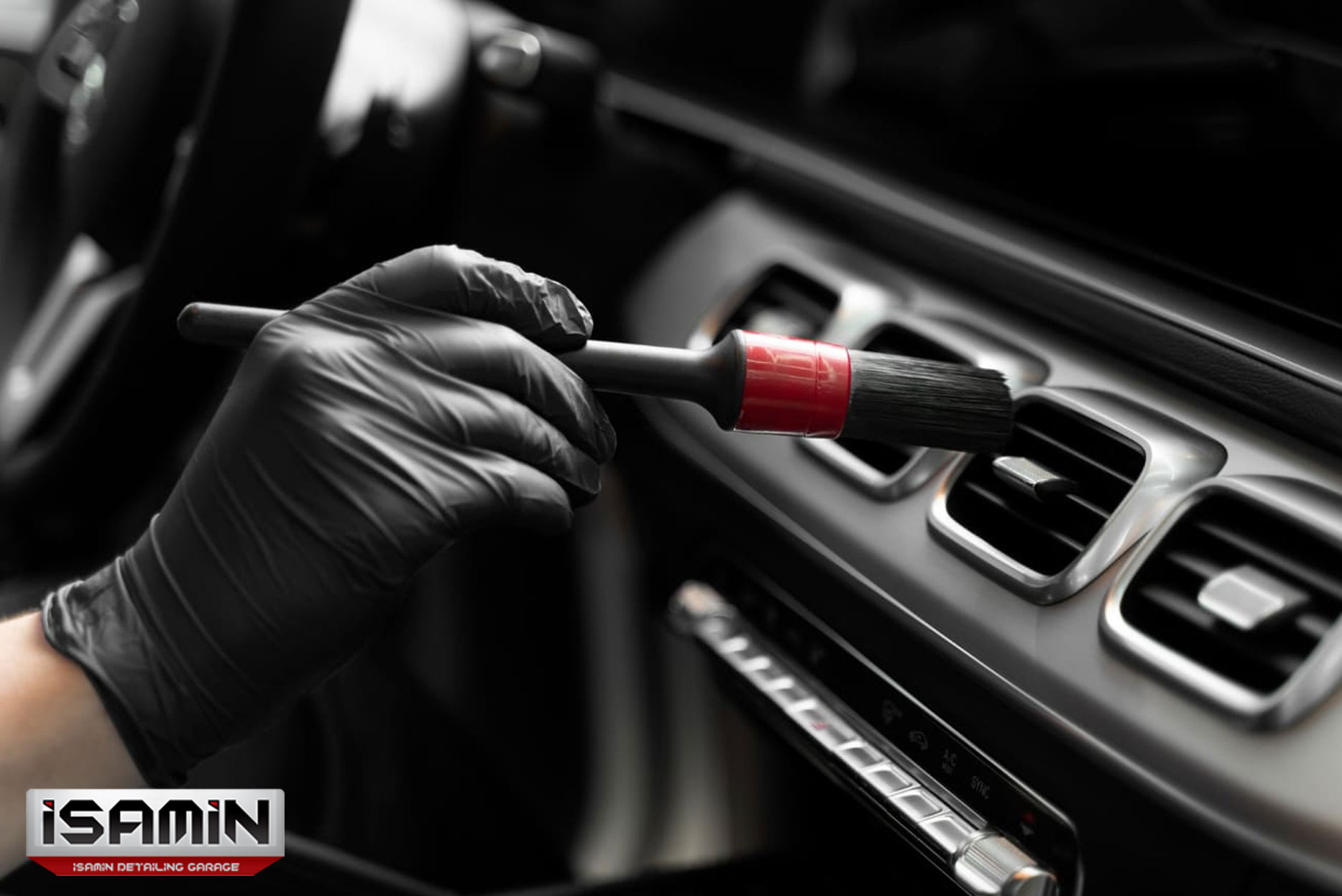 دیتیلینگ خودرو